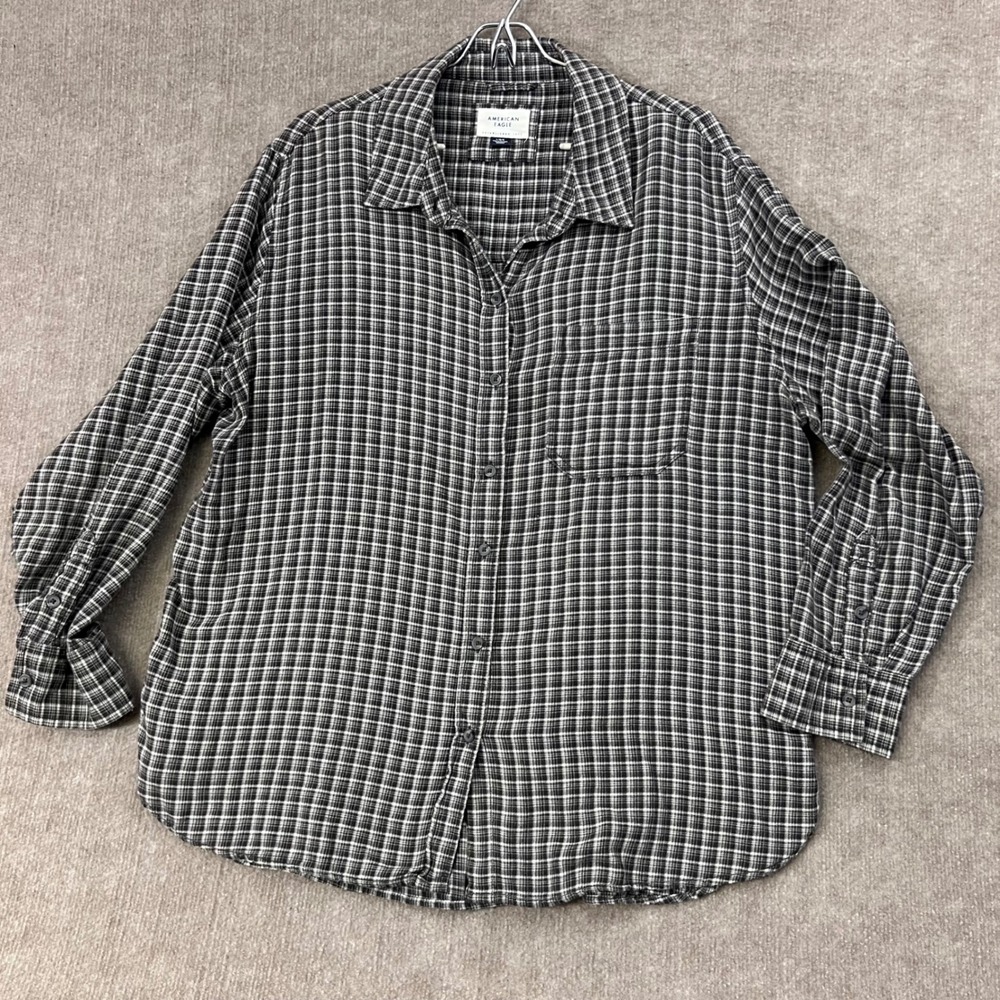 American Eagle Outfitters Plaid Flannel Shirt Gray Long Sleeve Button Up‎ Large